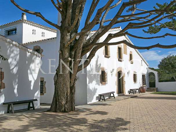 MASIA ROCADARO-Extraordinary and charming farmhouse-Santa Cristina d'Aro- Platja D'aro -BAIX EMPORDÀ